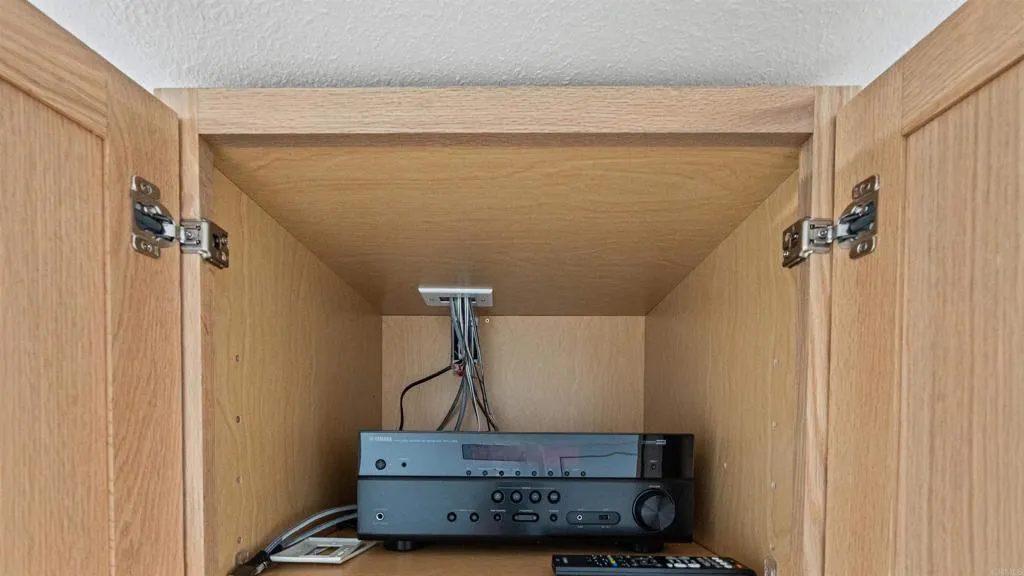 9068 Kirby Court, San Diego, California 92126 home-pic-16